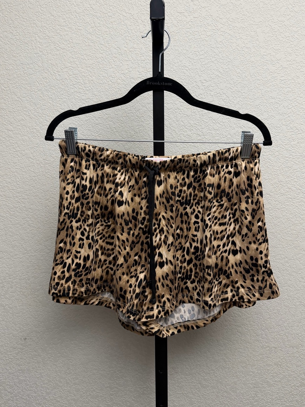 Pillowtalk Women’s Leopard Print Lounge Shorts - Beige & Black